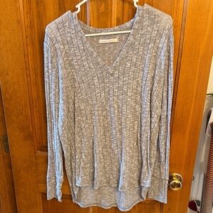 Abercrombie & Fitch Gray Knit Sweater